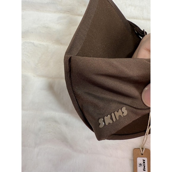 Skims Wireless Form Push Up Bra Womens 32B Cocoa Brown Seamless Logo Intimates - Picture 6 of 10